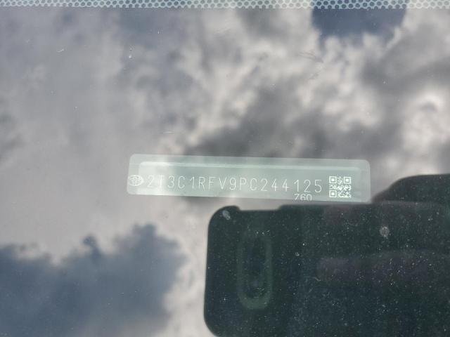 Фото 13 - TOYOTA RAV4