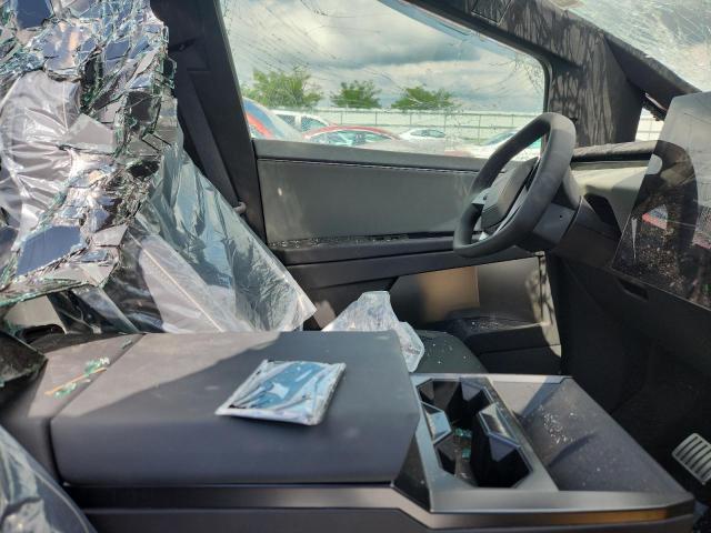 TESLA CYBERTRUCK 2025 VIN 7G2CEHEE5SA077074