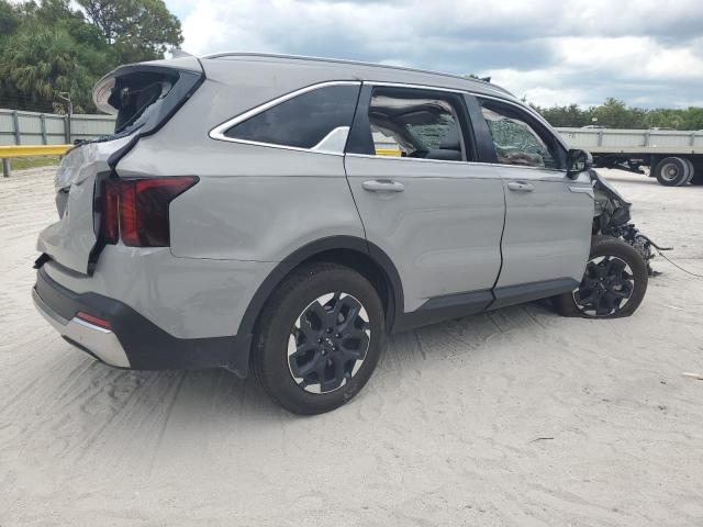 Фото 3 - KIA SORENTO