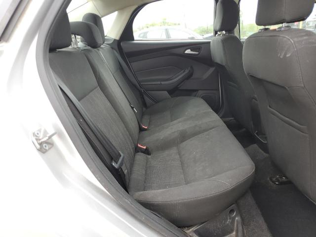 Фото 10 - FORD FOCUS