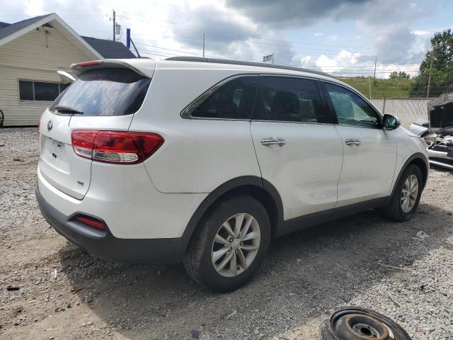 Фото 3 - KIA SORENTO