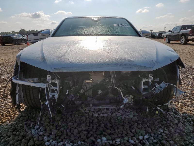 Фото 5 - AUDI S8