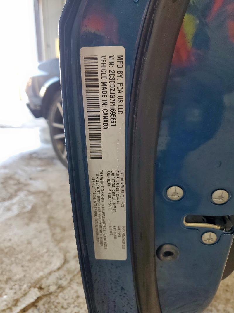 Фото 13 - DODGE CHALLENGER