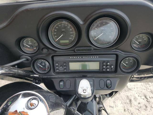 HARLEY-DAVIDSON FL 2009