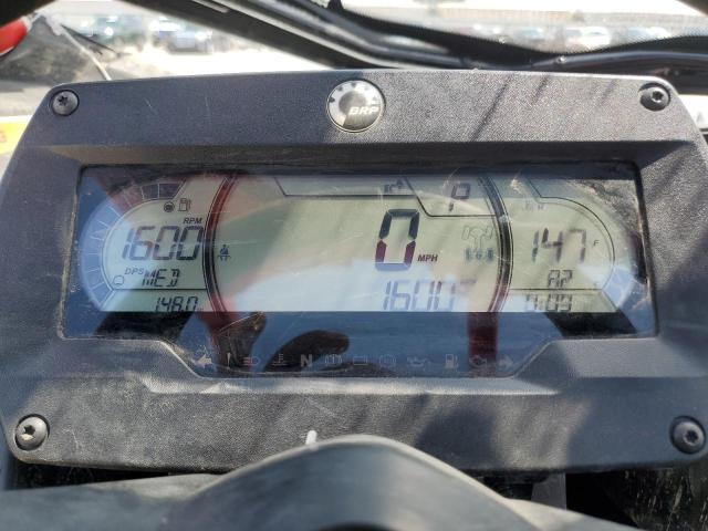 CAN-AM SIDEBYSIDE 2025