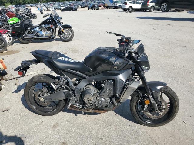 YAMAHA MT09 2025