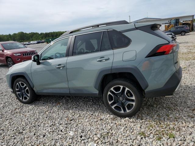 Фото 2 - TOYOTA RAV4