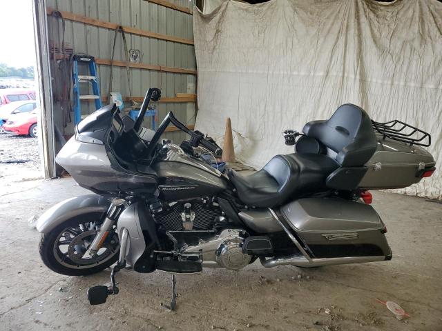 HARLEY-DAVIDSON FL 2017