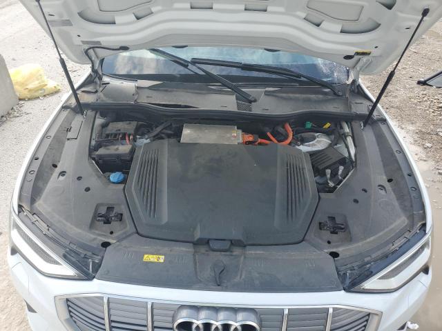 AUDI E-TRON 2019 VIN WA1VAAGE8KB022789