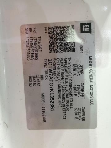 Фото 13 - GMC SAVANA