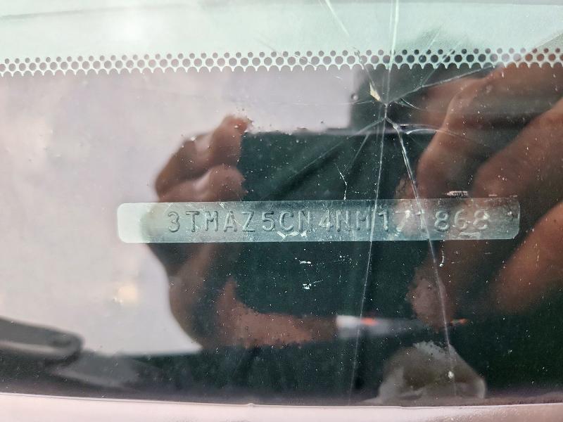 Фото 12 - TOYOTA TACOMA