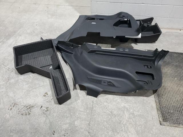 Фото 13 - FORD EDGE