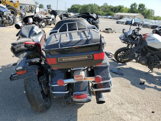 2010 HARLEY-DAVIDSON FL