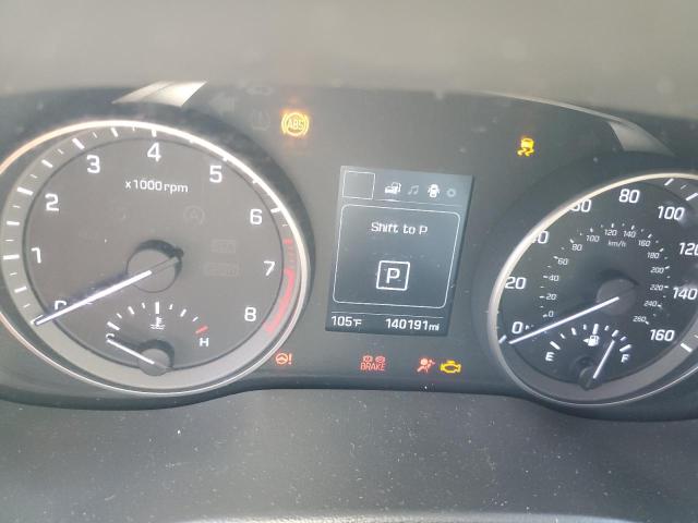 Фото 9 - HYUNDAI ELANTRA