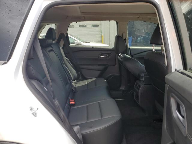 Фото 11 - NISSAN ROGUE