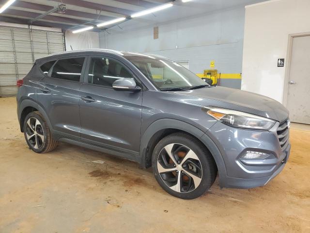 Фото 4 - HYUNDAI TUCSON