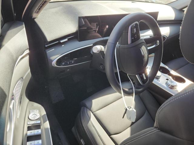 GENESIS GV70 BASE 2026 VIN KMUMADTB0TU243255