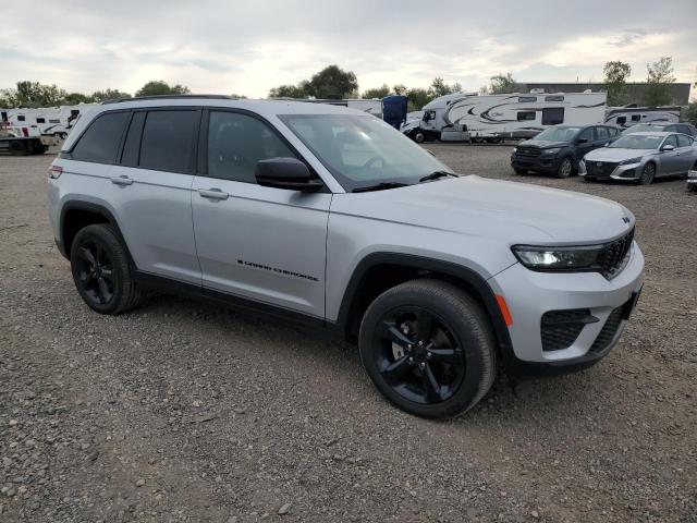 Фото 4 - JEEP GRAND CHER