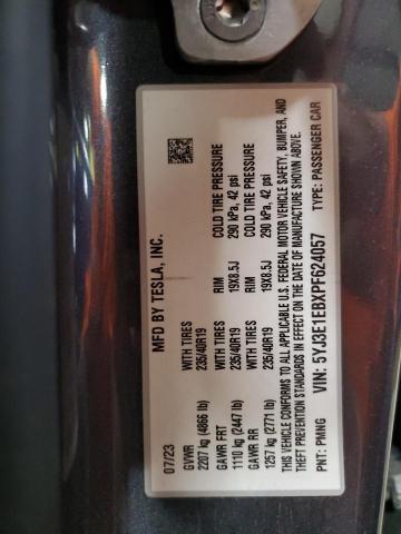 Фото 13 - TESLA MODEL 3