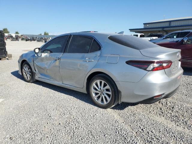 Фото 2 - TOYOTA CAMRY