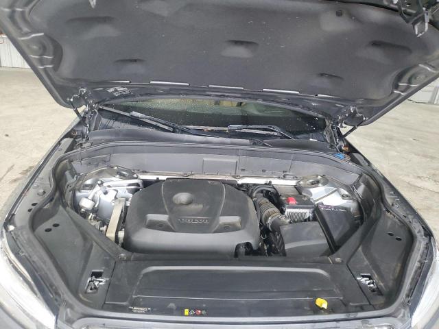 Фото 12 - VOLVO XC90