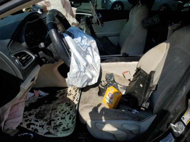 Фото 7 - CHRYSLER 200