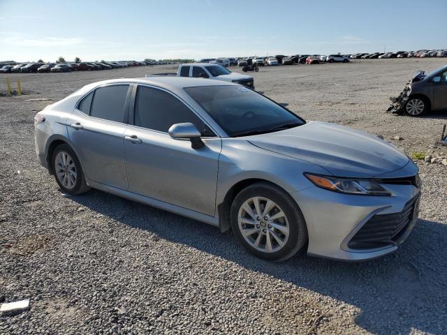 Фото 4 - TOYOTA CAMRY