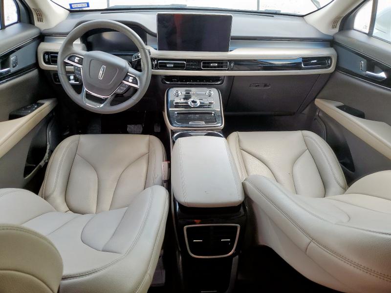 Фото 8 - LINCOLN NAUTILUS