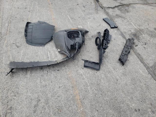 Фото 13 - KIA SELTOS