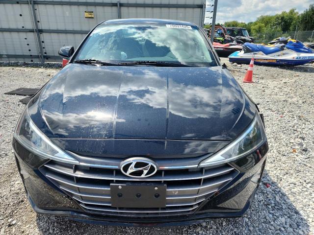 Фото 5 - HYUNDAI ELANTRA