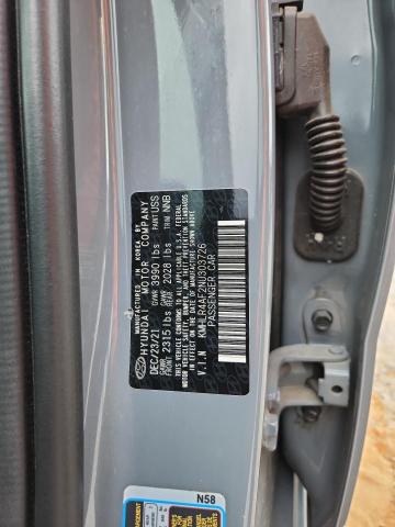 Фото 12 - HYUNDAI ELANTRA