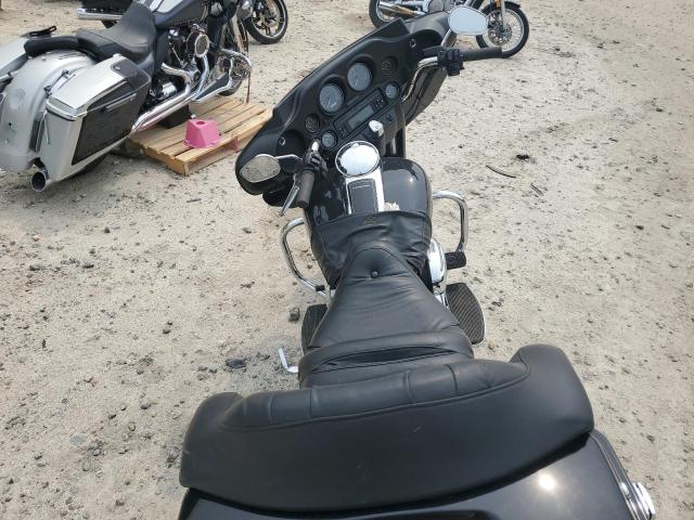 HARLEY-DAVIDSON FL 2009