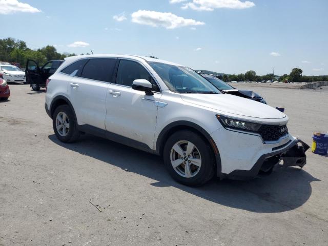 Фото 4 - KIA SORENTO