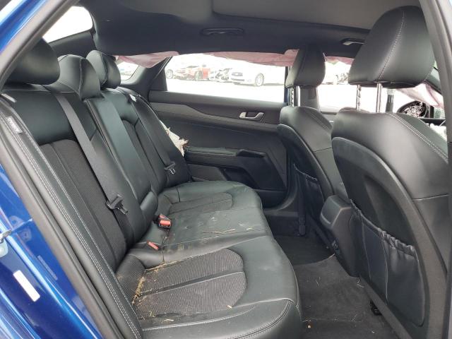 Фото 10 - KIA K5