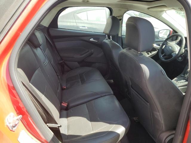 Фото 10 - FORD FOCUS