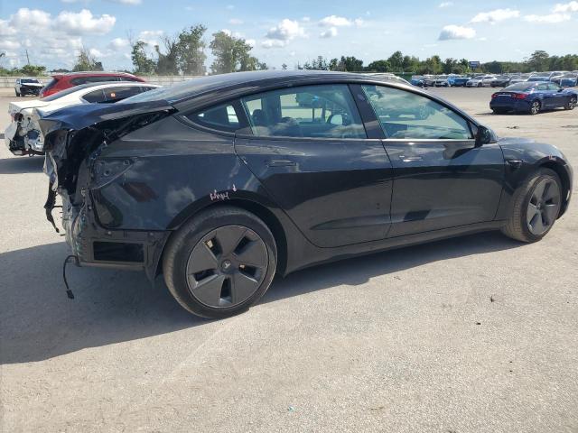 Фото 3 - TESLA MODEL 3