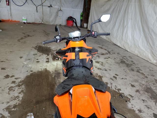 KTM 890 DUKE R 2022