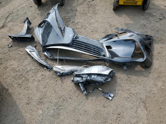 Фото 12 - LEXUS IS