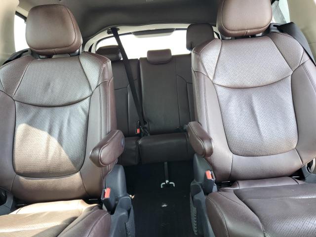 Фото 10 - TOYOTA SIENNA