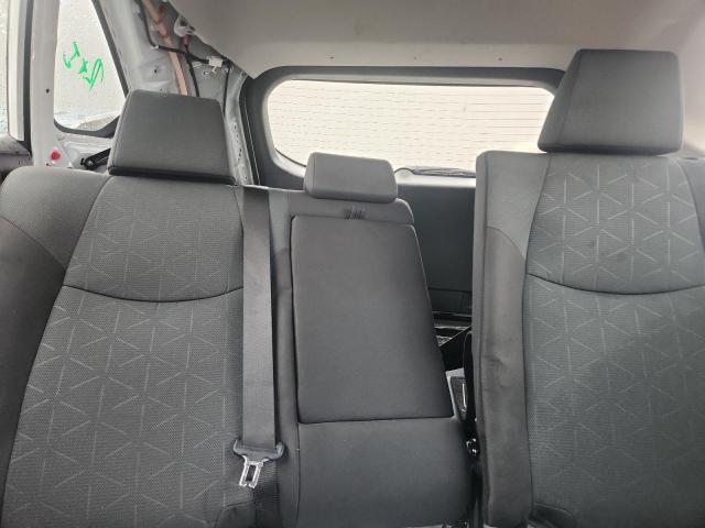 Фото 10 - TOYOTA RAV4