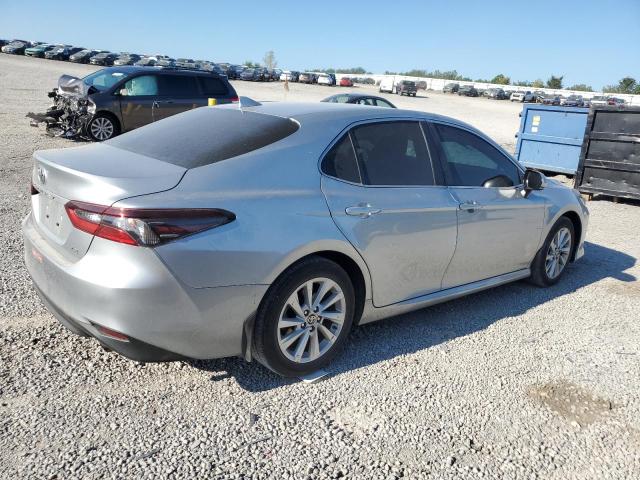 Фото 3 - TOYOTA CAMRY