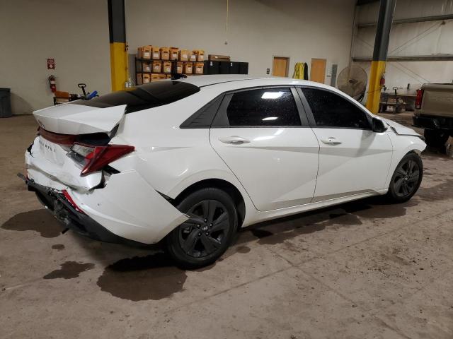 Фото 3 - HYUNDAI ELANTRA