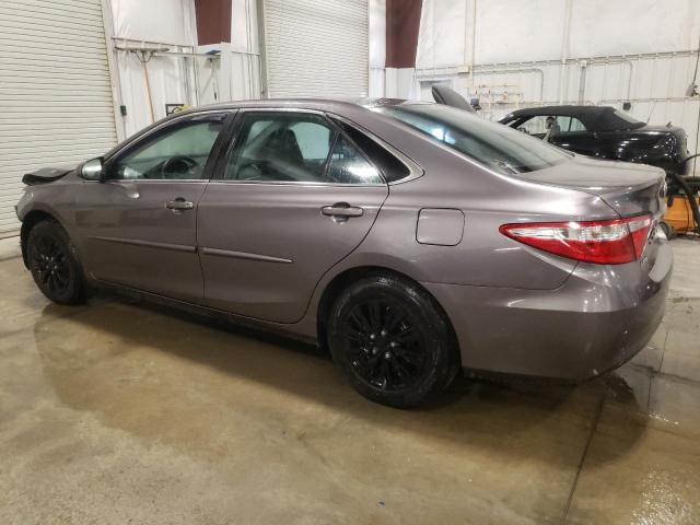 Фото 2 - TOYOTA CAMRY