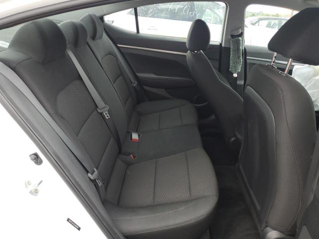 Фото 10 - HYUNDAI ELANTRA