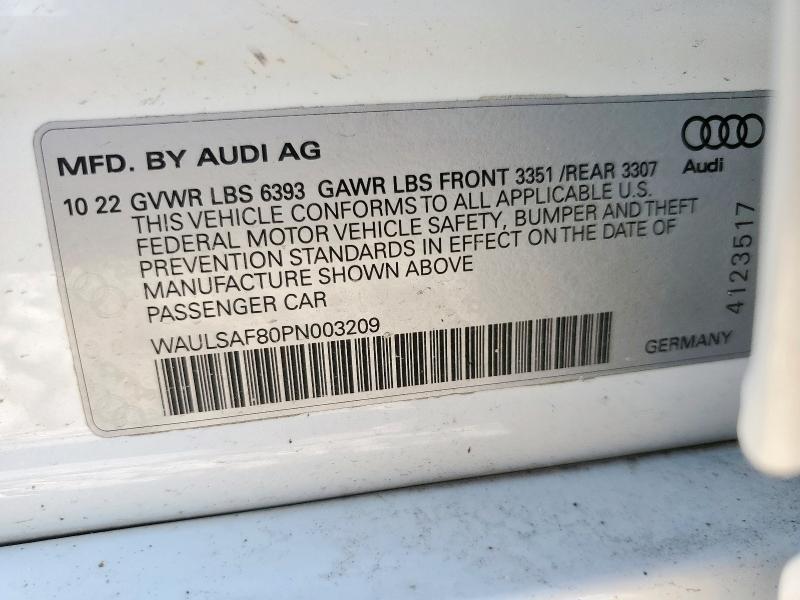 Фото 12 - AUDI S8