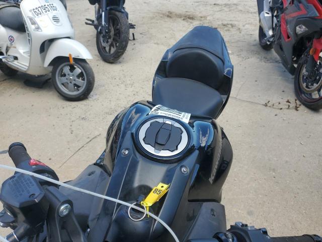 KAWASAKI EX650 R 2025