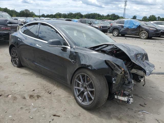 Фото 4 - TESLA MODEL 3