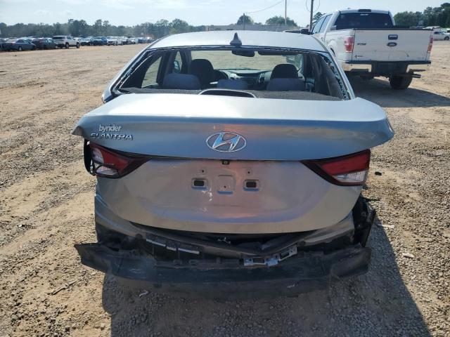 Фото 6 - HYUNDAI ELANTRA