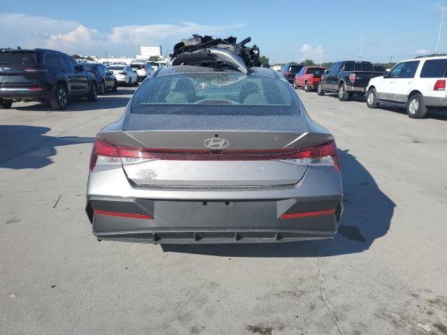 Фото 6 - HYUNDAI ELANTRA