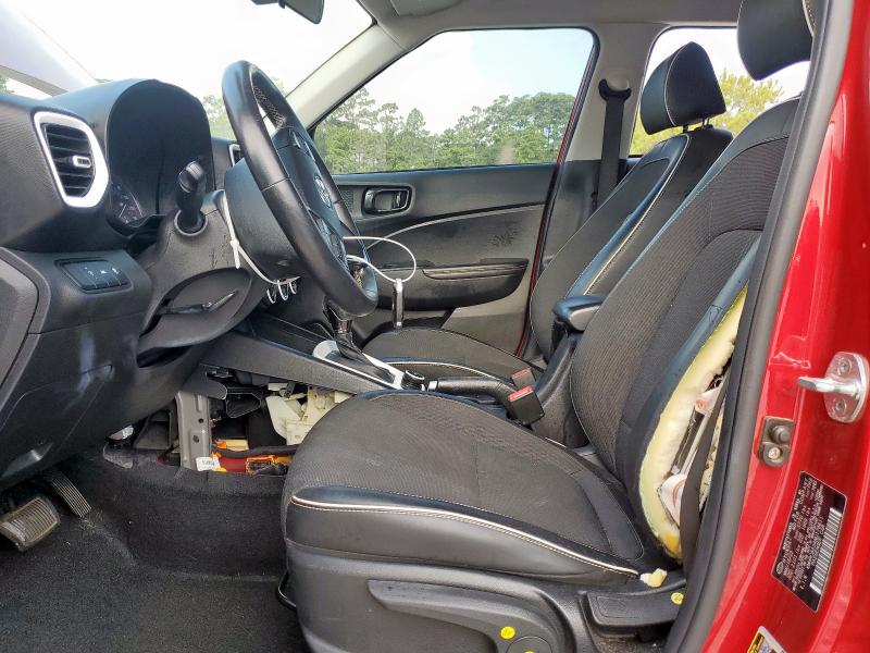 Фото 7 - HYUNDAI VENUE